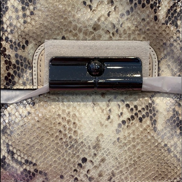 🌟 NWT- Limited Ed. Kristin Embossed Python Tote - Picture 3 of 10